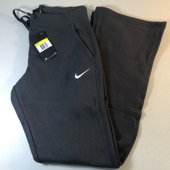 Nike Women's Team Club Fleece Pant - Picture 2 of 2